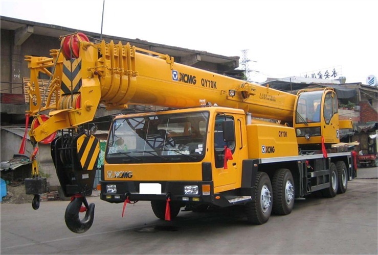 乌尔禾区吊车出租选择重点